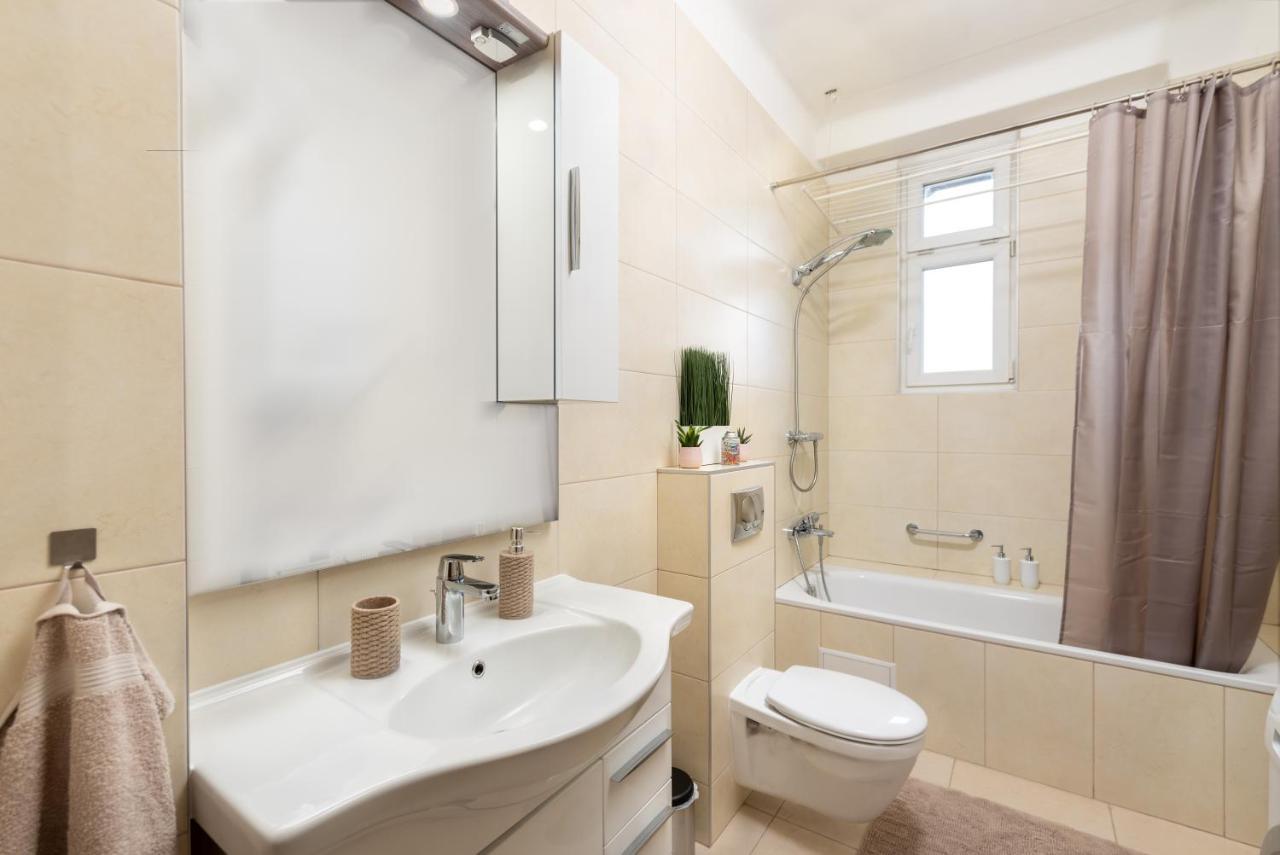 Budapest Deluxe Apartment With Free Car Park Bagian luar foto
