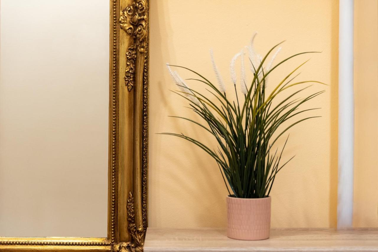 Budapest Deluxe Apartment With Free Car Park Bagian luar foto